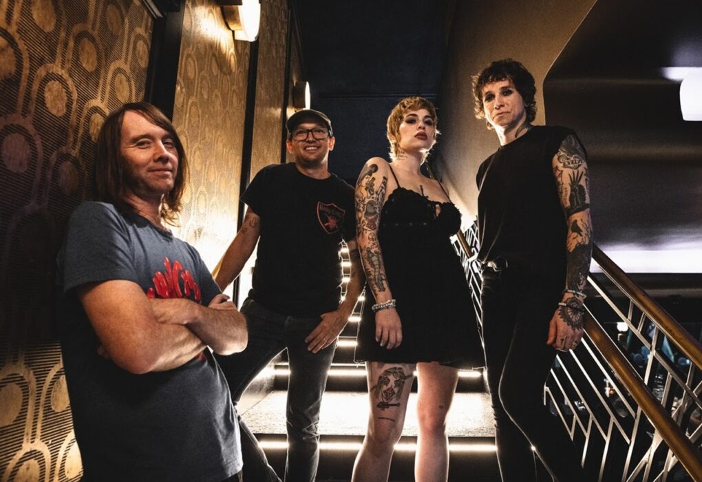 Laura Jane Grace virá ao Brasil para três shows