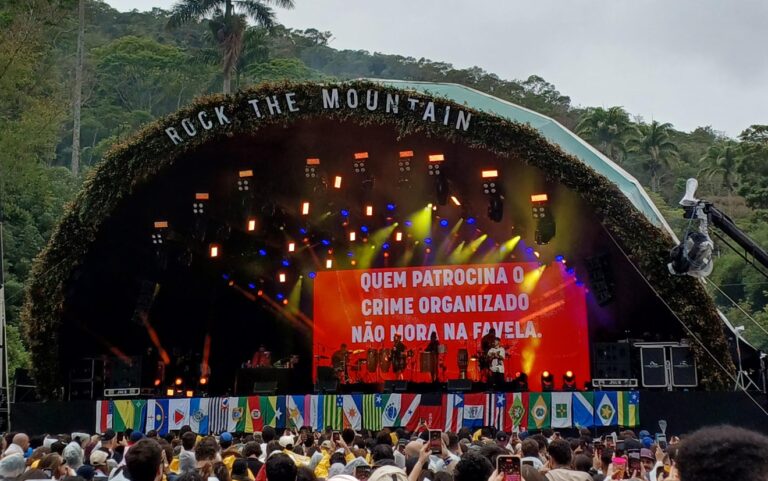Criolo faz seu show no Rock the Mountain 2025