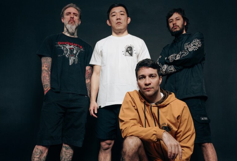 Dead Fish celebra 25 anos de Afasia com festa no Circo Voador e turnê especial pelo Brasil