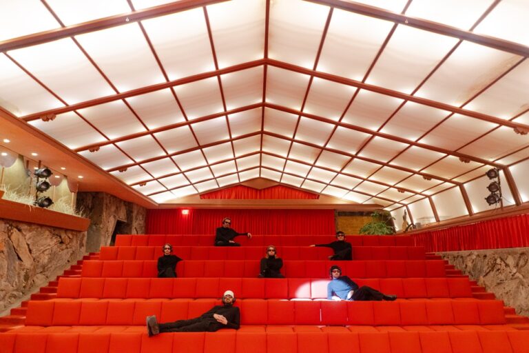 LEISURE anuncia show no no Brasil com a turnê de Welcome to the Mood