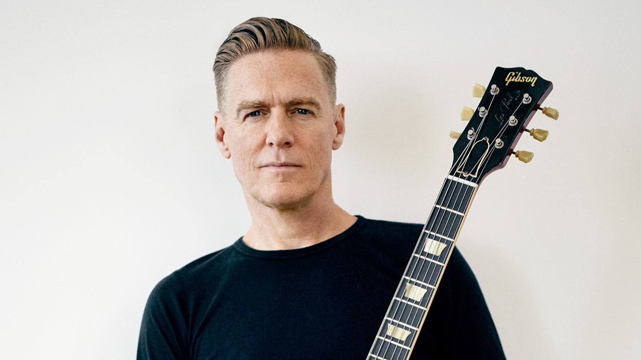 Bryan Adams transporta público para os anos 1980 em show no Rio de Janeiro