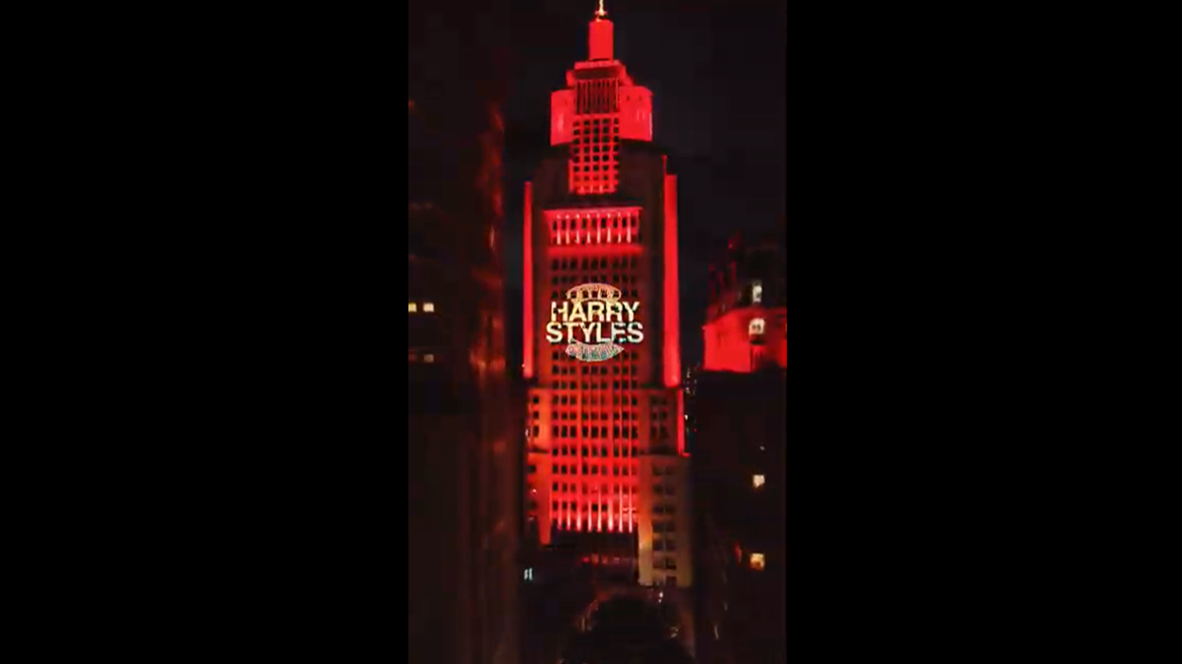 Harry Styles ilumina São Paulo antes de sua passagem pelo Brasil