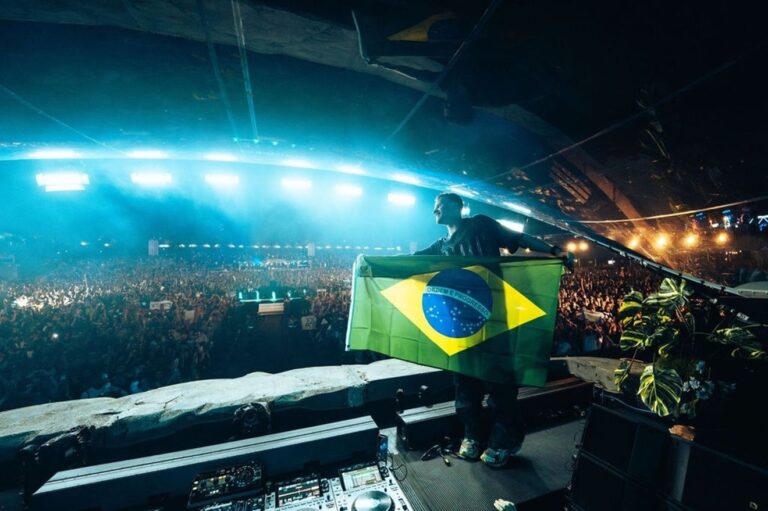 Maddix lança o single “Favela” e anuncia show no Brasil