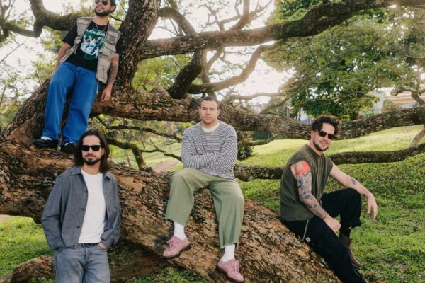 Lagum lança projeto acústico gravado no Bondinho do Pão de Açúcar, no Rio de Janeiro