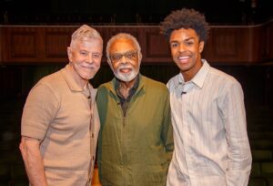 Musical biográfico sobre Gilberto Gil estreia em São Paulo com direção de Miguel Falabella