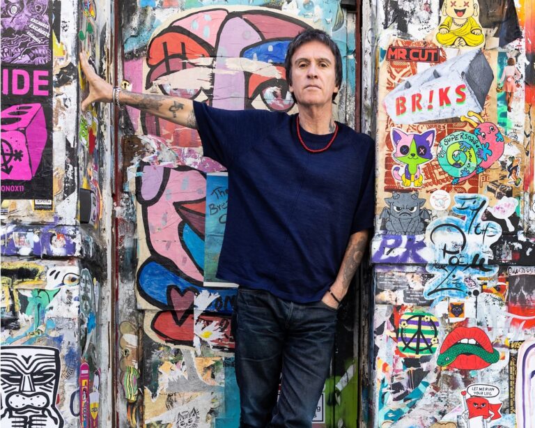 Johnny Marr volta ao Brasil para apresentação única em São Paulo