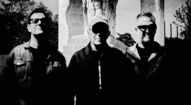 New Order retorna ao Brasil para show único em São Paulo ainda em 2026