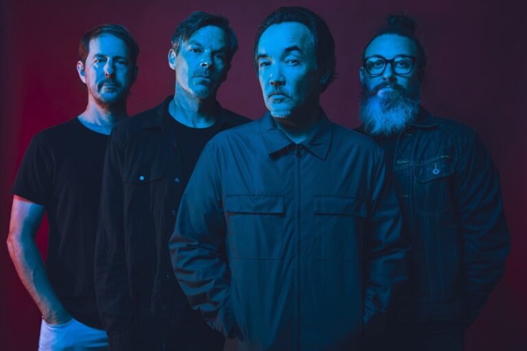 Hoobastank volta ao Brasil para seis shows ainda em 2026