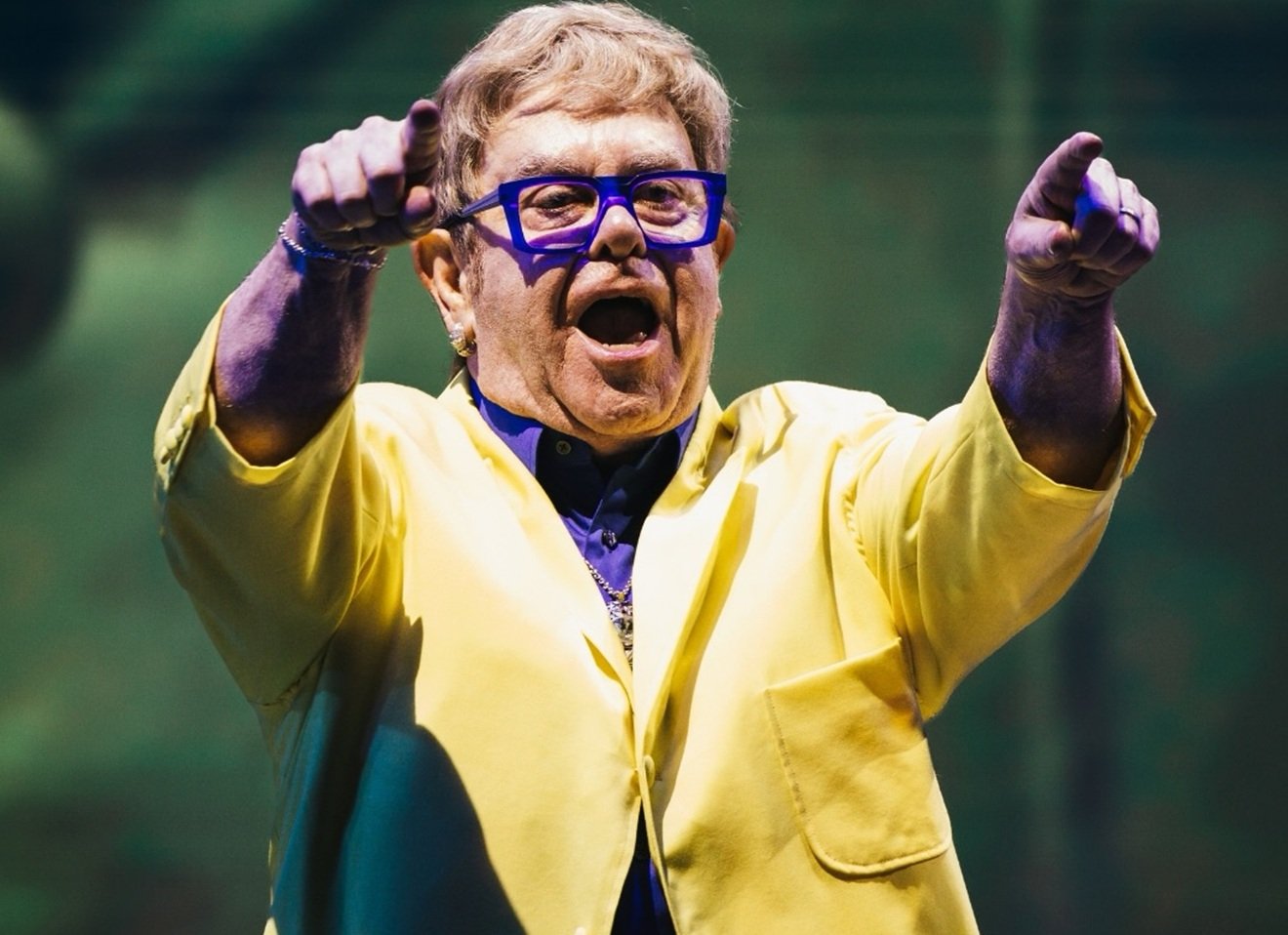 Elton John promove encontro de gerações em noite histórica no Rock in Rio 2026