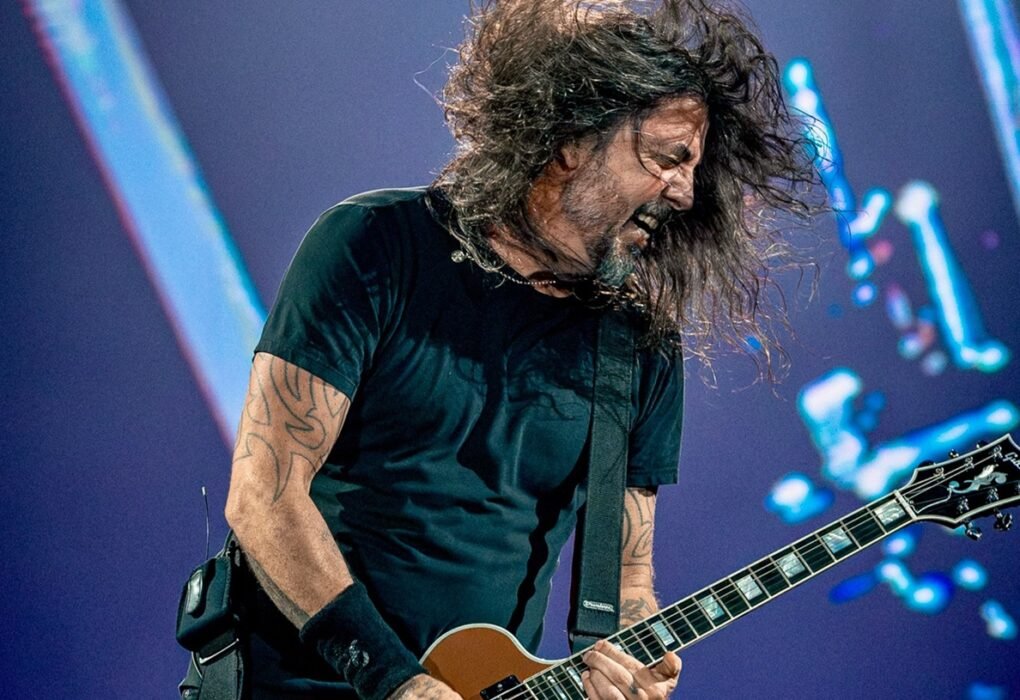 Foo Fighters encerra primeiro dia do Rock in Rio 2026 com clássicos e muita emoção