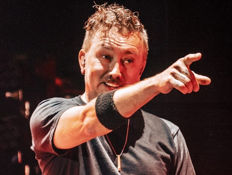 Rise Against faz do Palco Mundo uma grande roda punk no Rock in Rio 2026