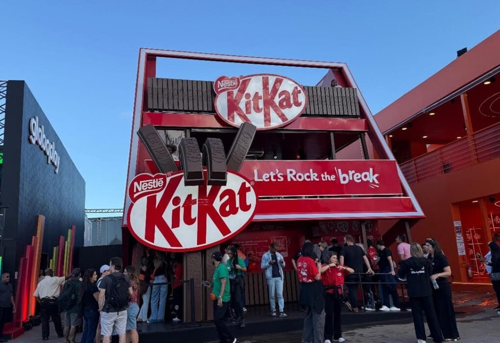 KitKat transforma break em experiência interativa no Rock in Rio 2026