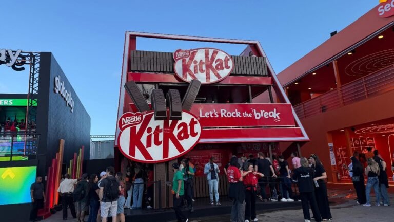 KitKat transforma break em experiência interativa no Rock in Rio 2026